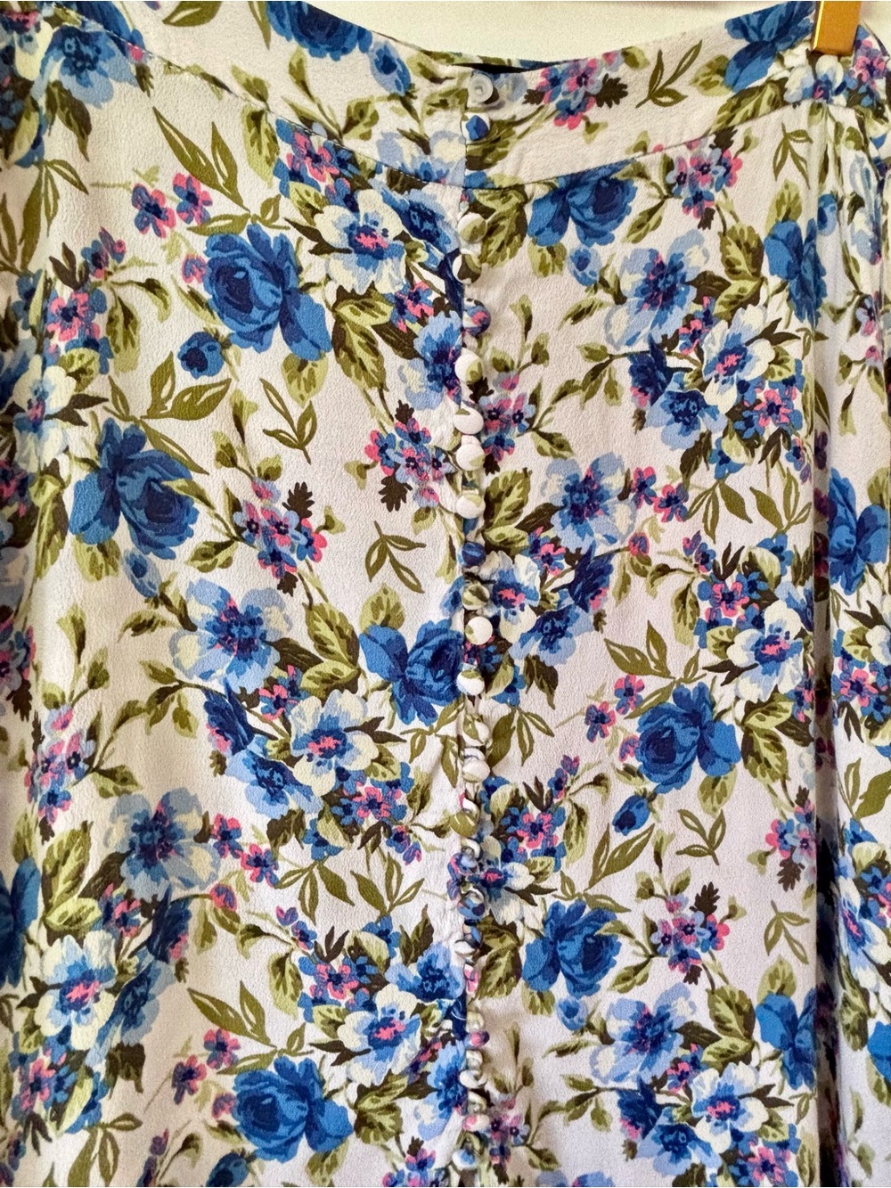 Zara| Feminine White & Blue Floral Button Midi Skirt w/Front Knee Slit Sz M - Picture 4 of 7